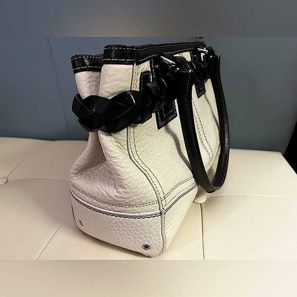 NWOT Coach Purse Black and white - Picture 13 of 16